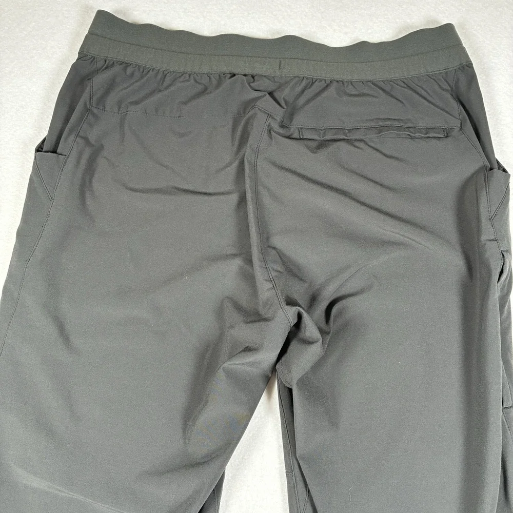North Face Men's 32x34 (32 actual) Dark Gray Paramount Active Hiking Pants